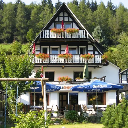 Gæstehus & Latroepchen 3*